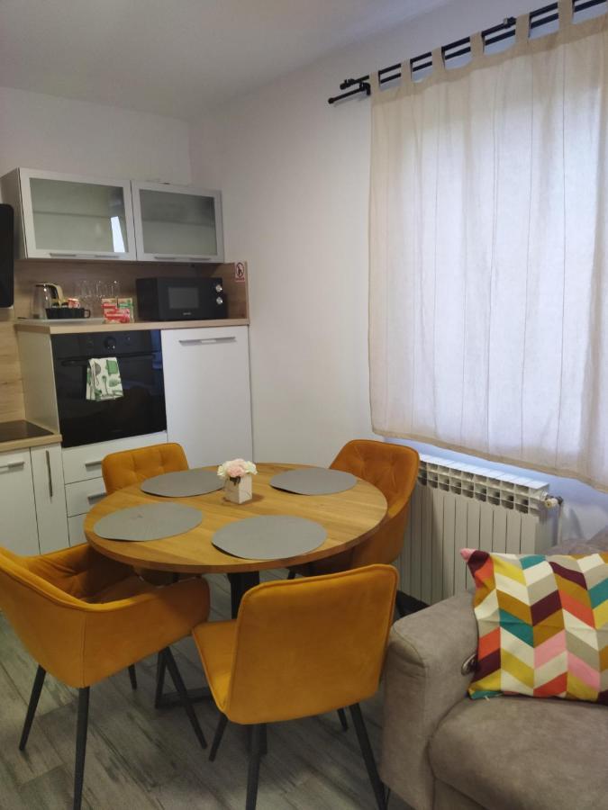 Apartman Na Jezeru Zagreb Exterior foto